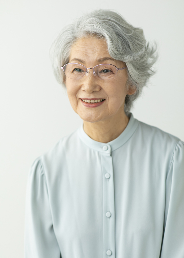 岸 京子