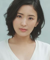 瞳子