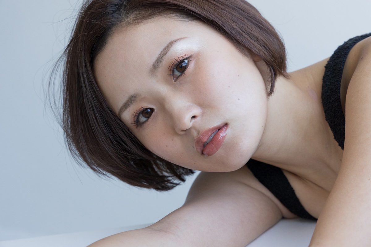 瞳子