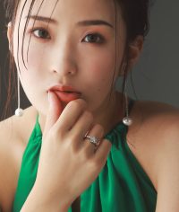 瞳子