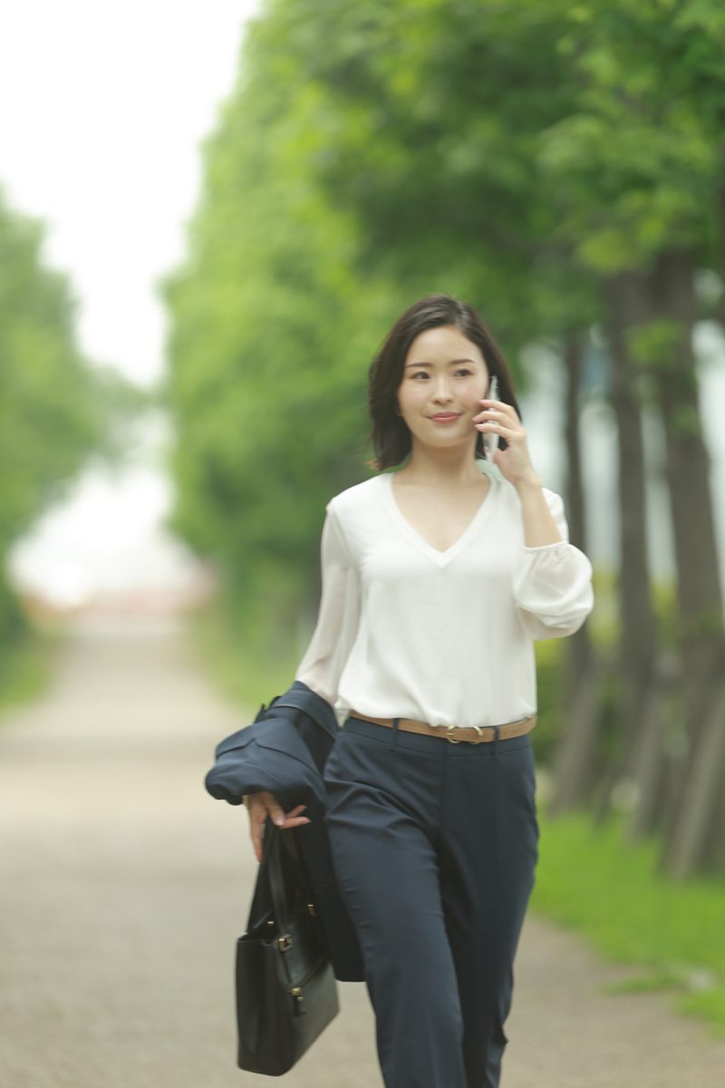 瞳子
